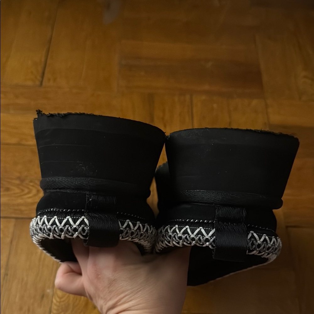 UGG Women’s Tazz II Clogs - Picture 3 of 8